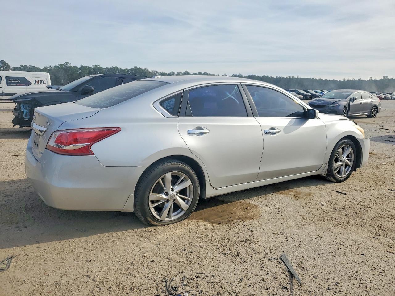 2013 NISSAN ALTIMA