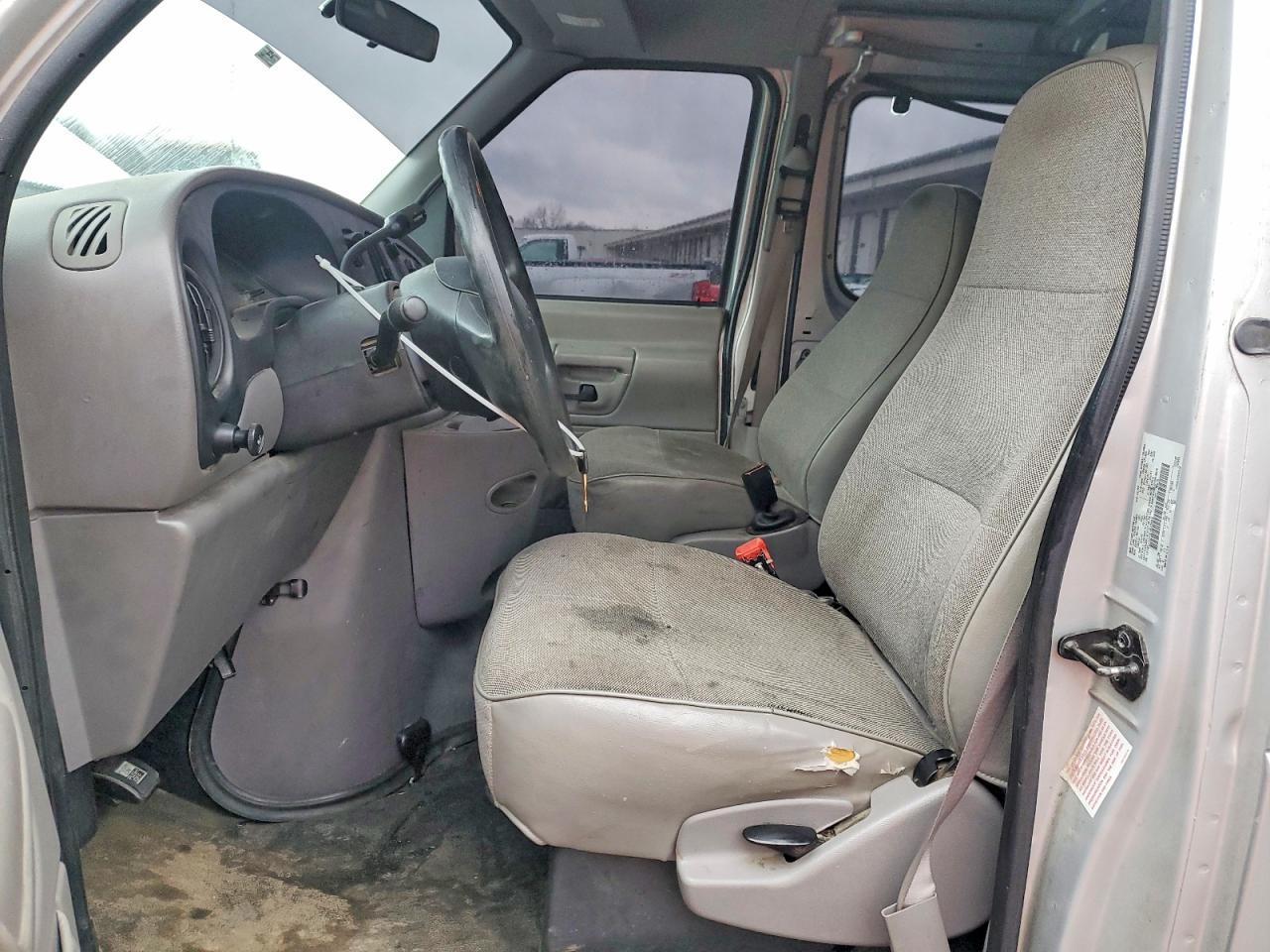 1999 FORD ECONOLINE