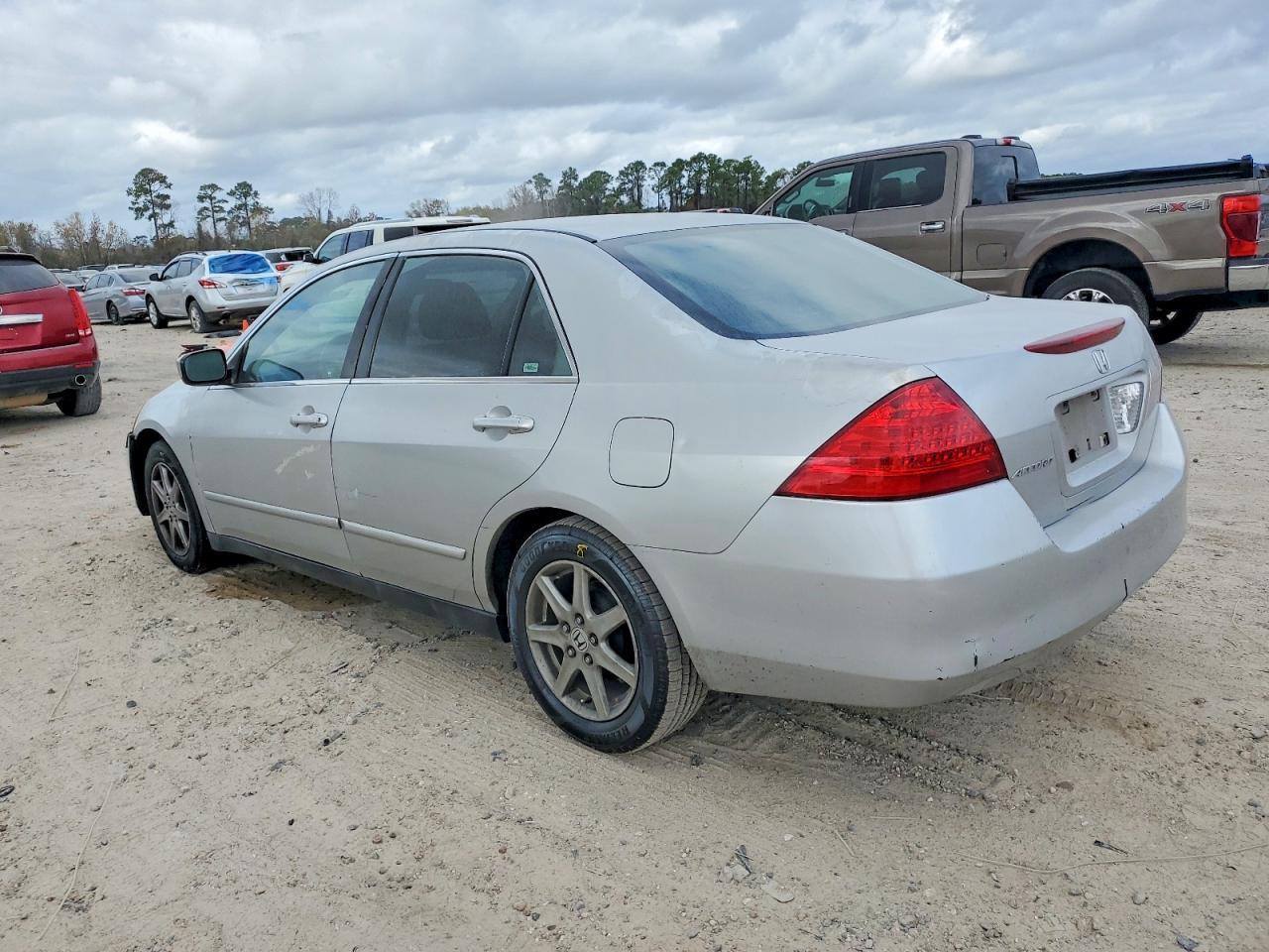 2006 HONDA ACCORD