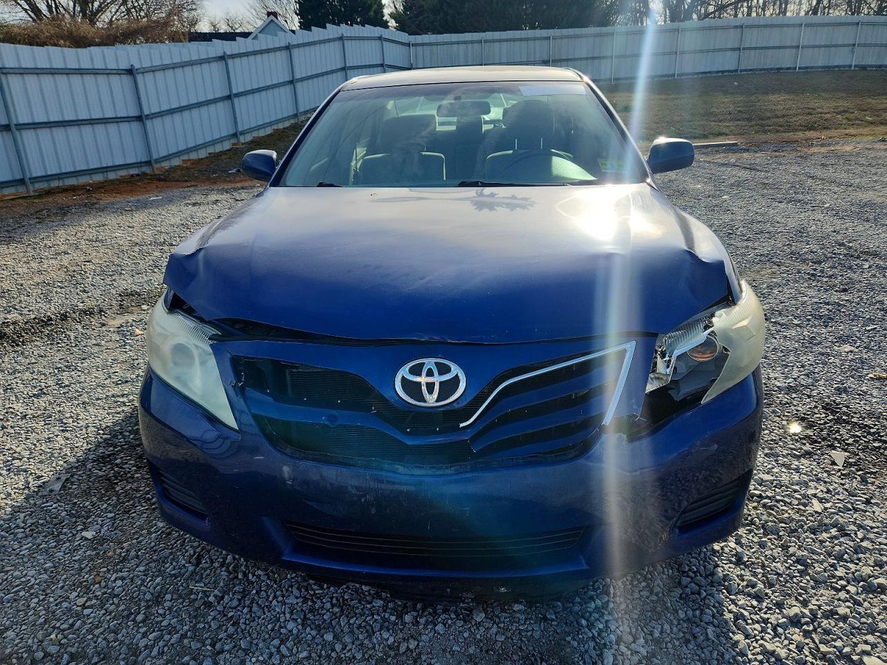 2010 TOYOTA CAMRY