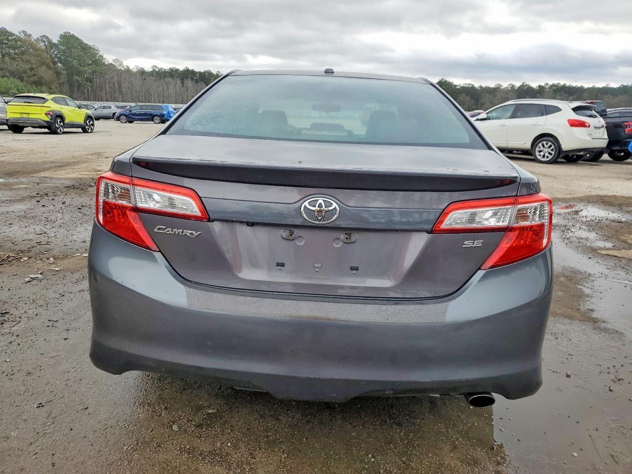 2014 TOYOTA CAMRY