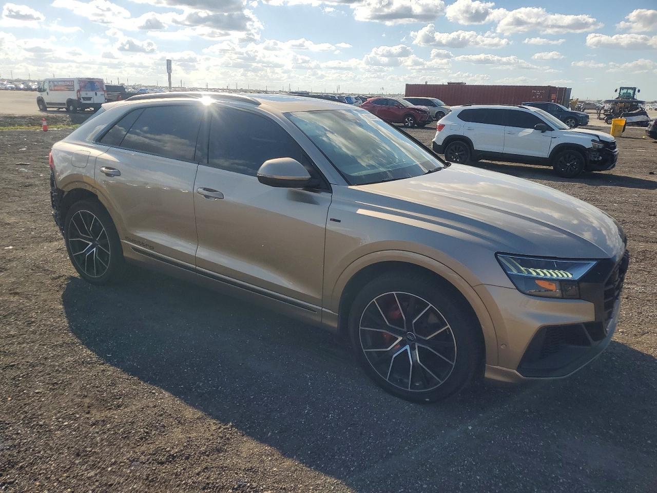 2019 AUDI Q8