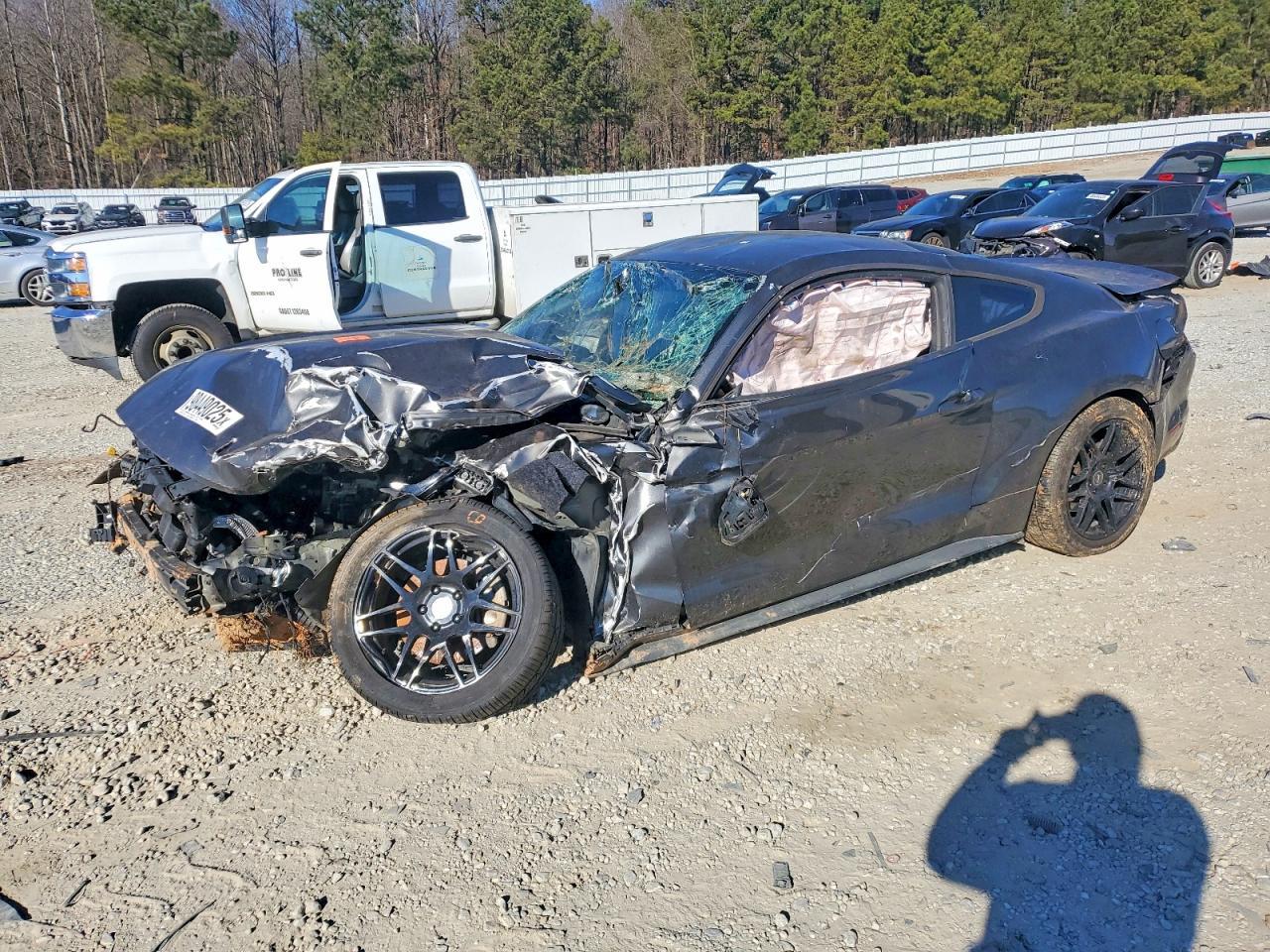 2017 FORD MUSTANG