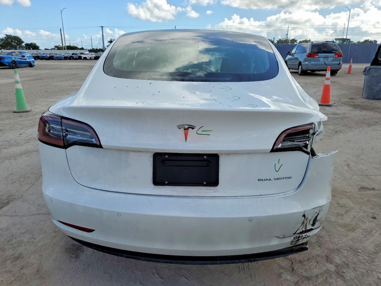 2020 TESLA MODEL 3