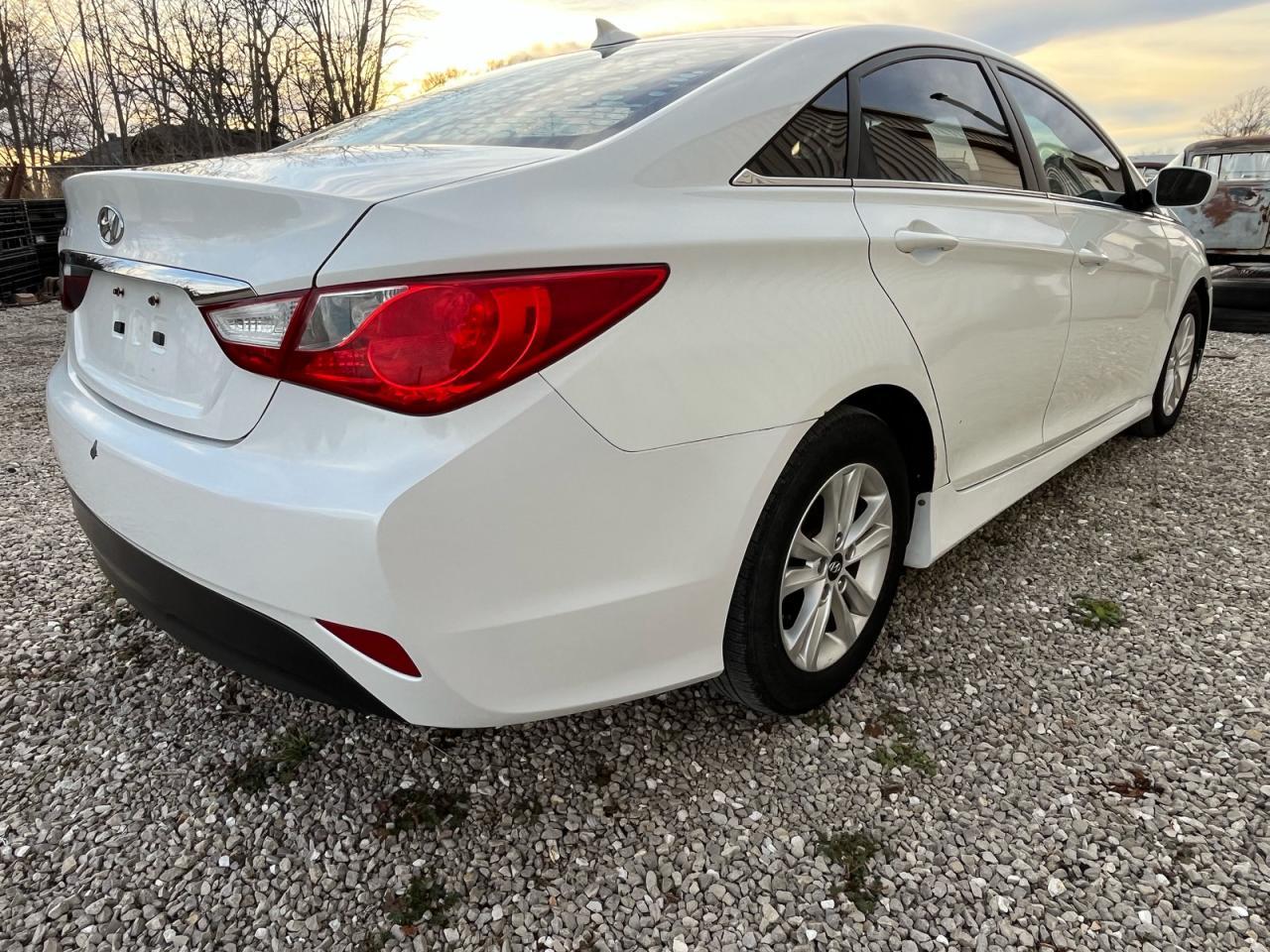 2014 HYUNDAI SONATA