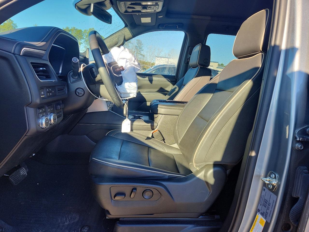 2023 GMC Yukon