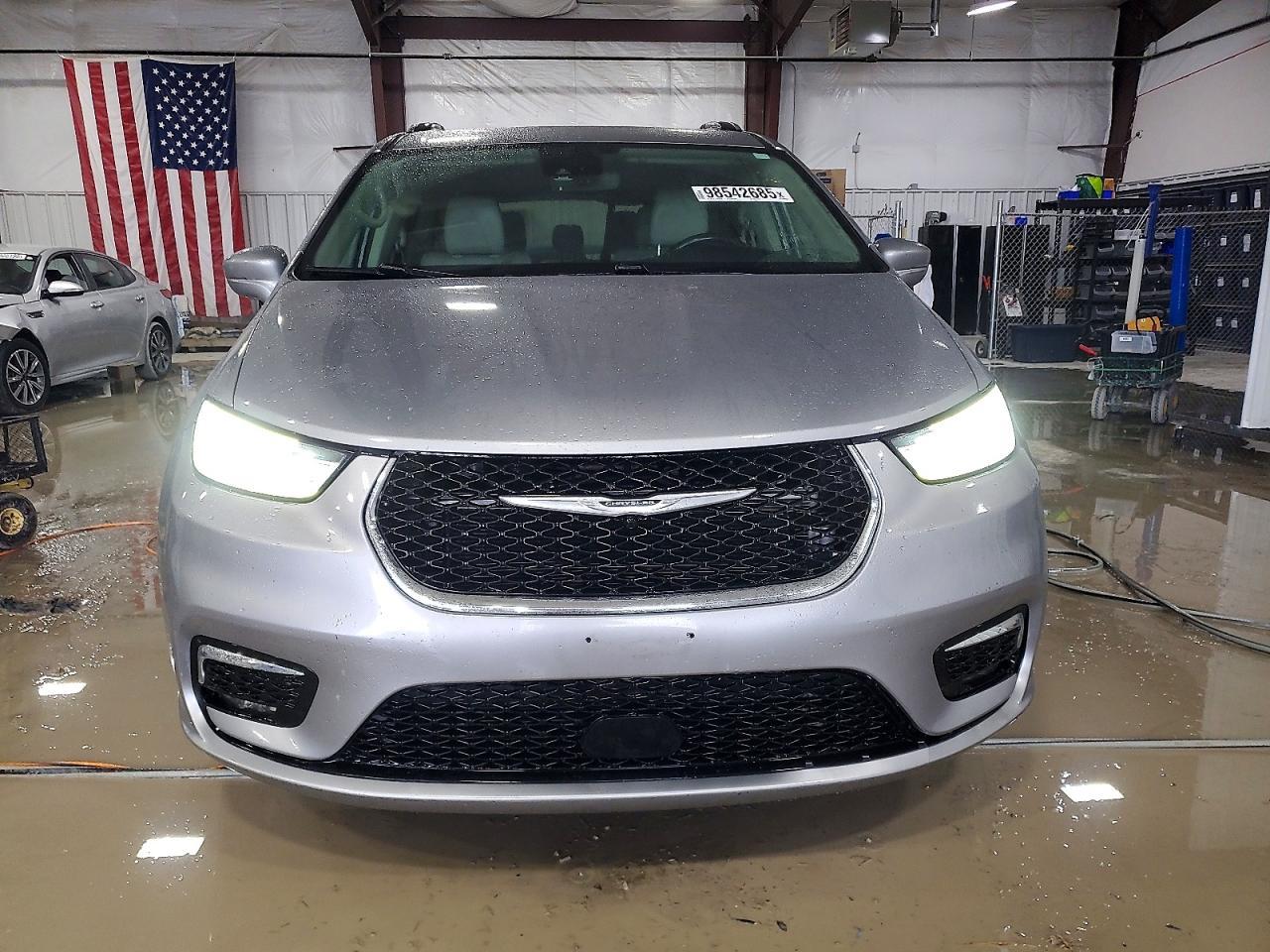 2021 CHRYSLER Pacifica