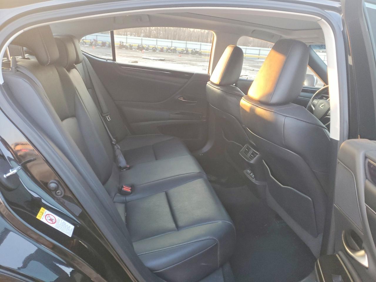 2019 LEXUS ES 350