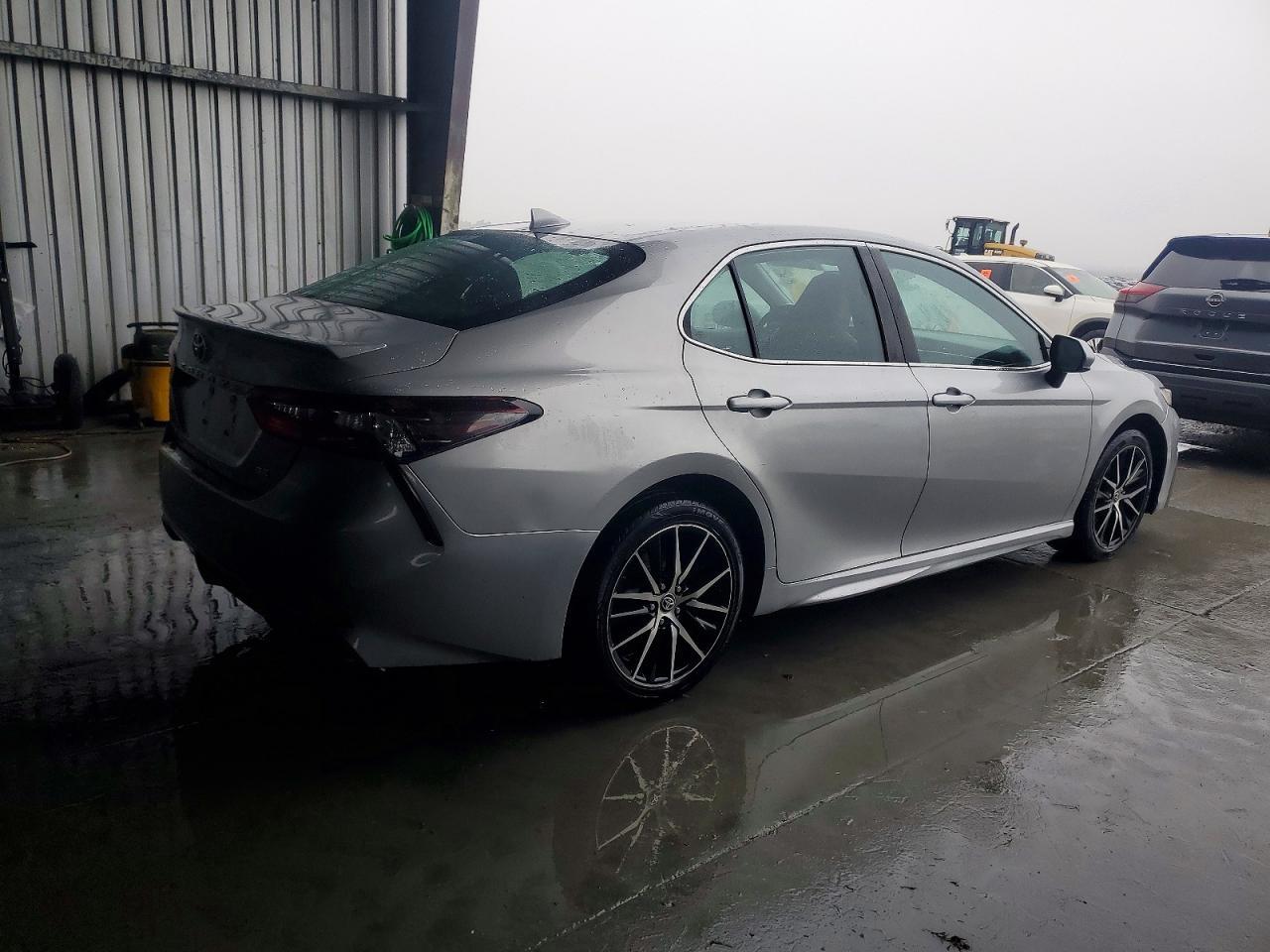 2021 TOYOTA CAMRY