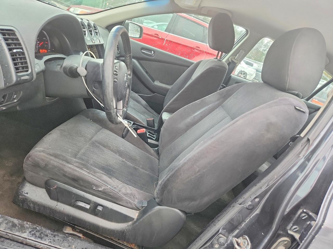 2010 NISSAN ALTIMA