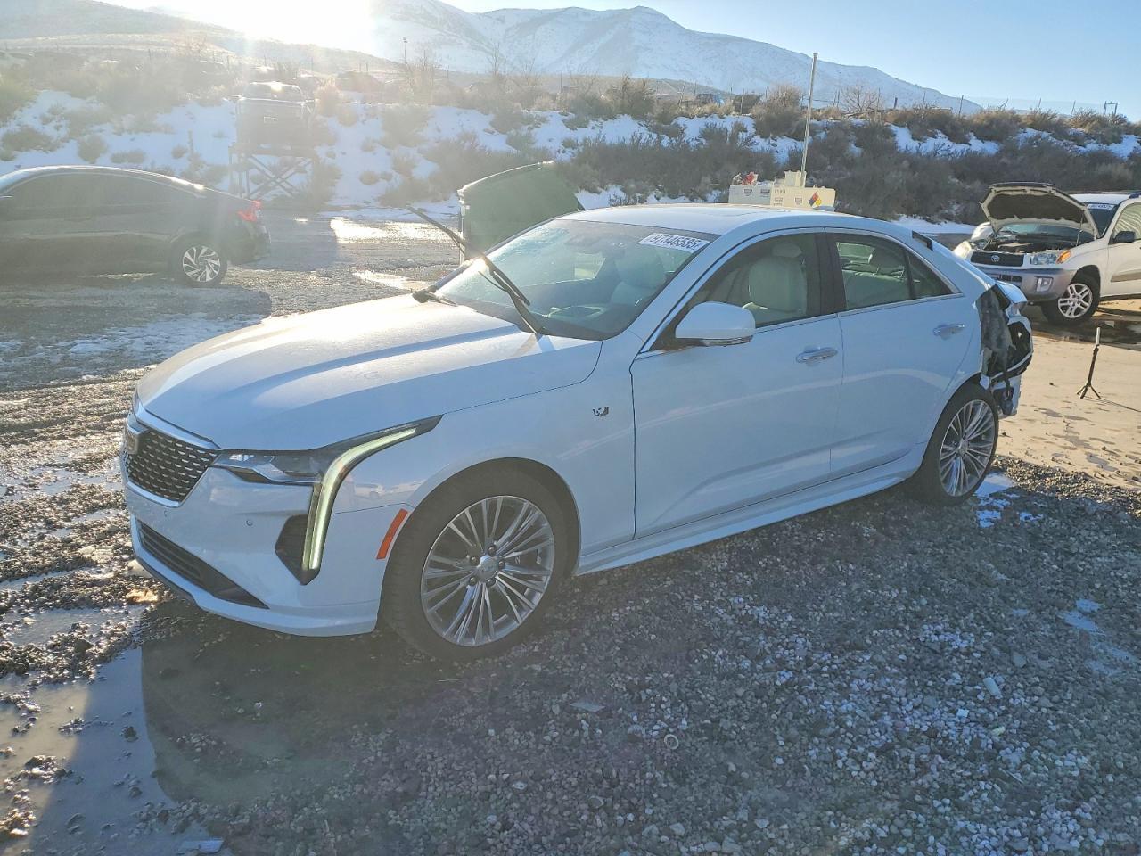 2022 CADILLAC CT4