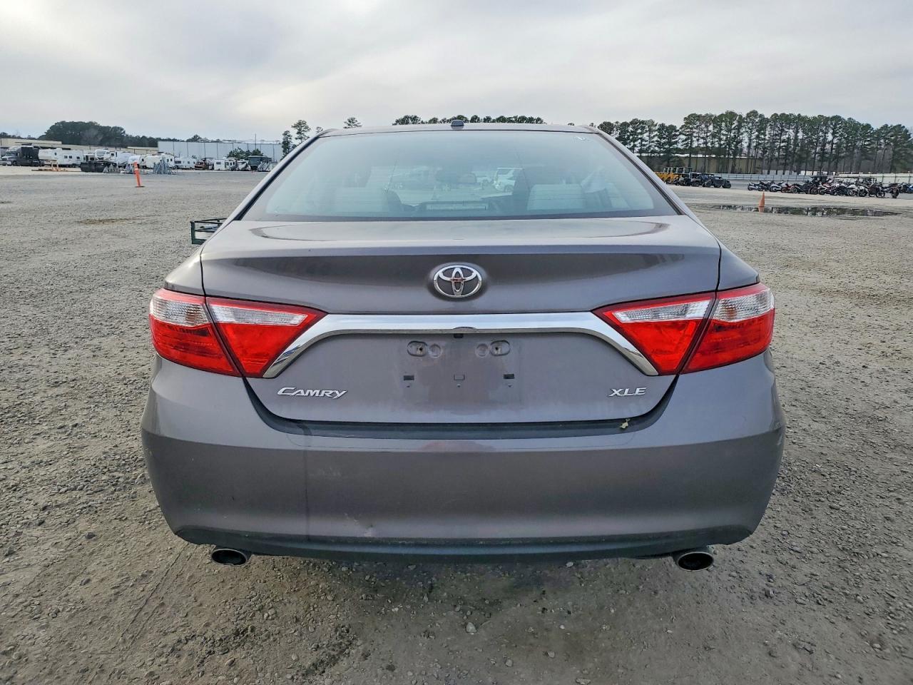 2017 TOYOTA CAMRY