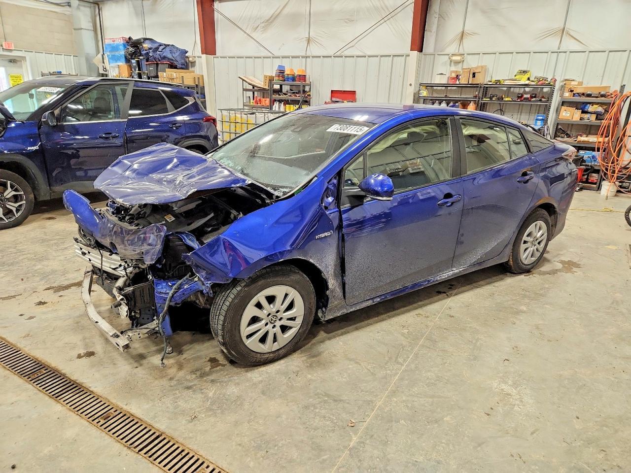 2017 TOYOTA PRIUS