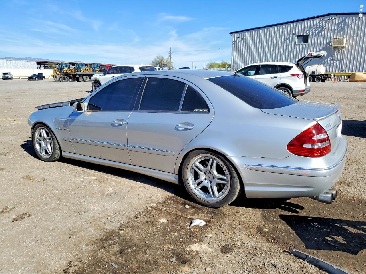 2005 MERCEDES-BENZ E-Class