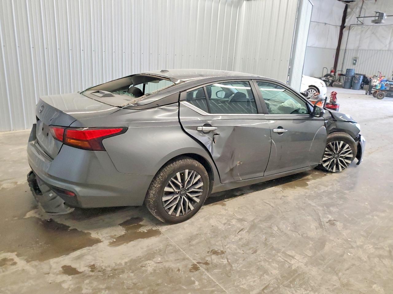 2025 NISSAN ALTIMA