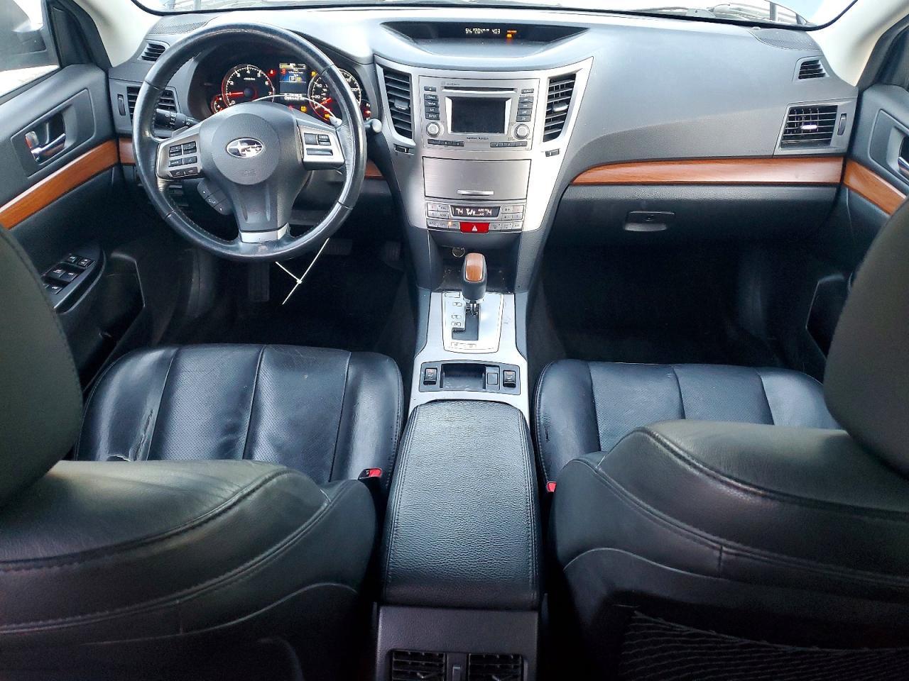 2013 SUBARU Outback