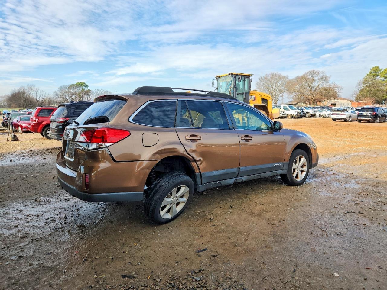 2013 SUBARU Outback