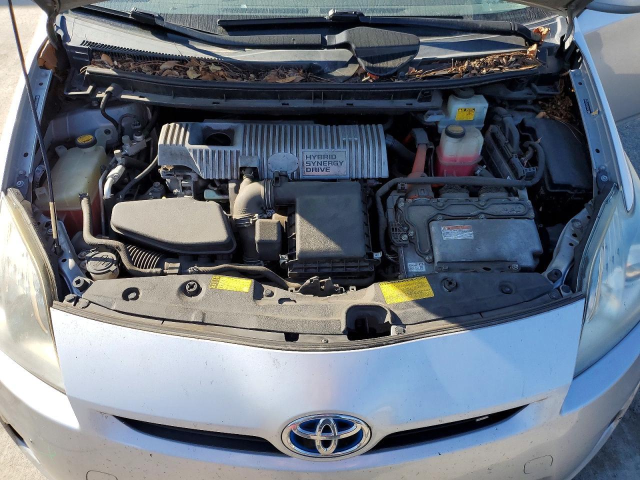 2011 TOYOTA PRIUS