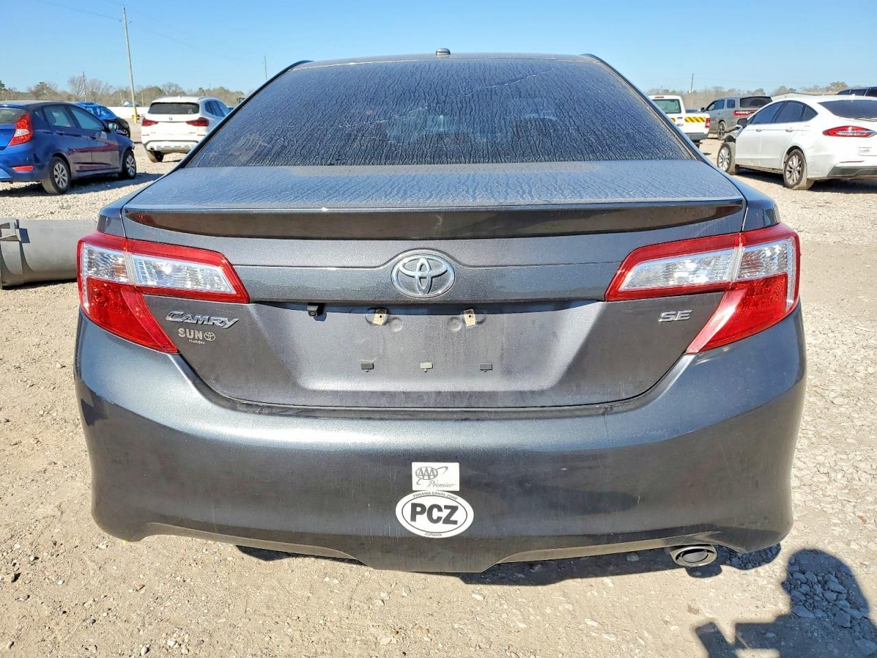 2014 TOYOTA CAMRY