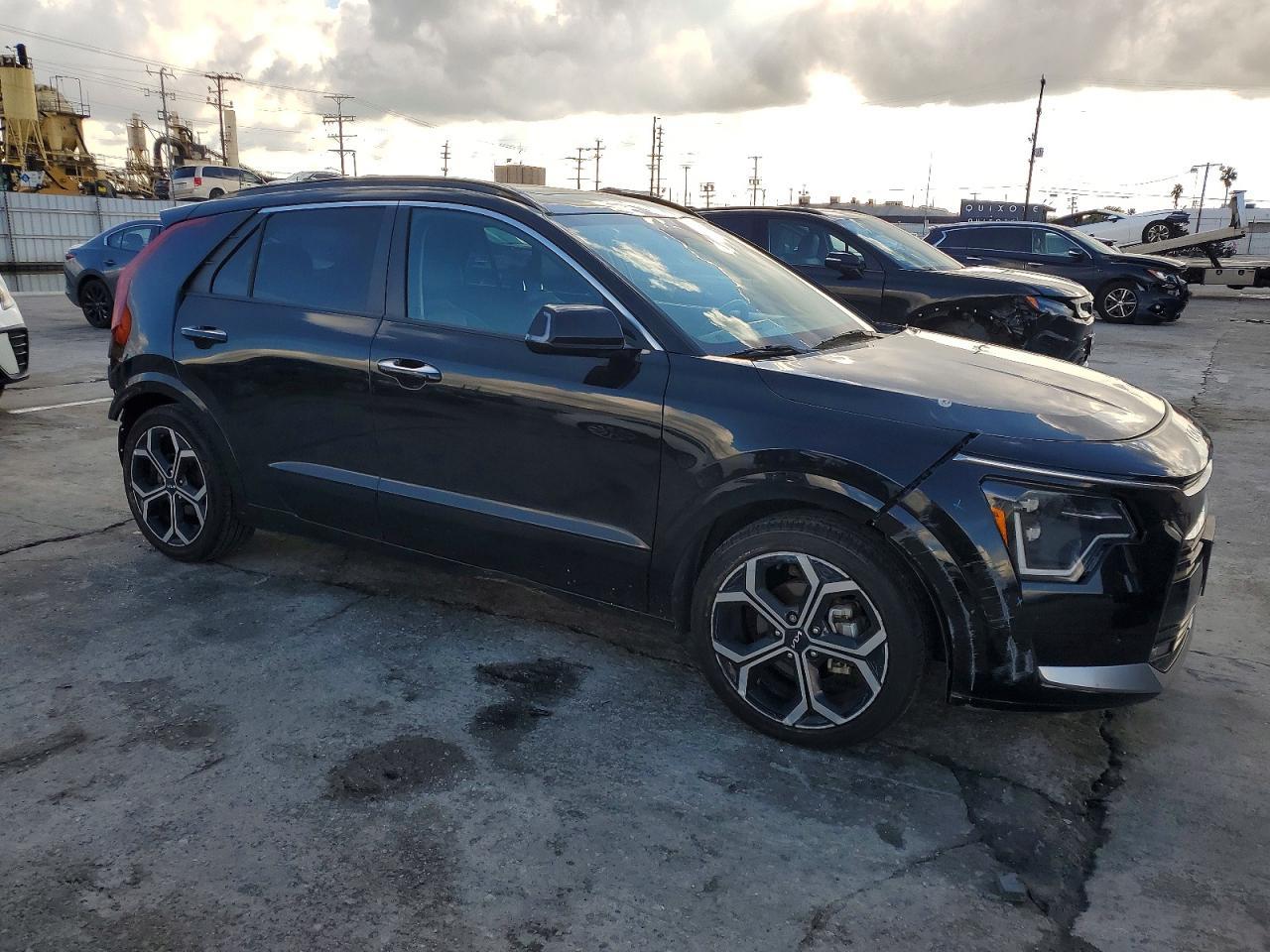 2023 KIA Niro