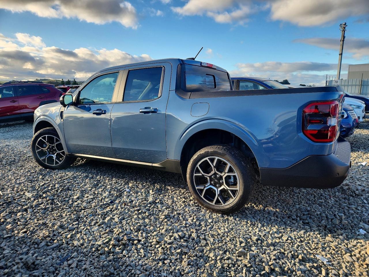 2025 FORD Maverick