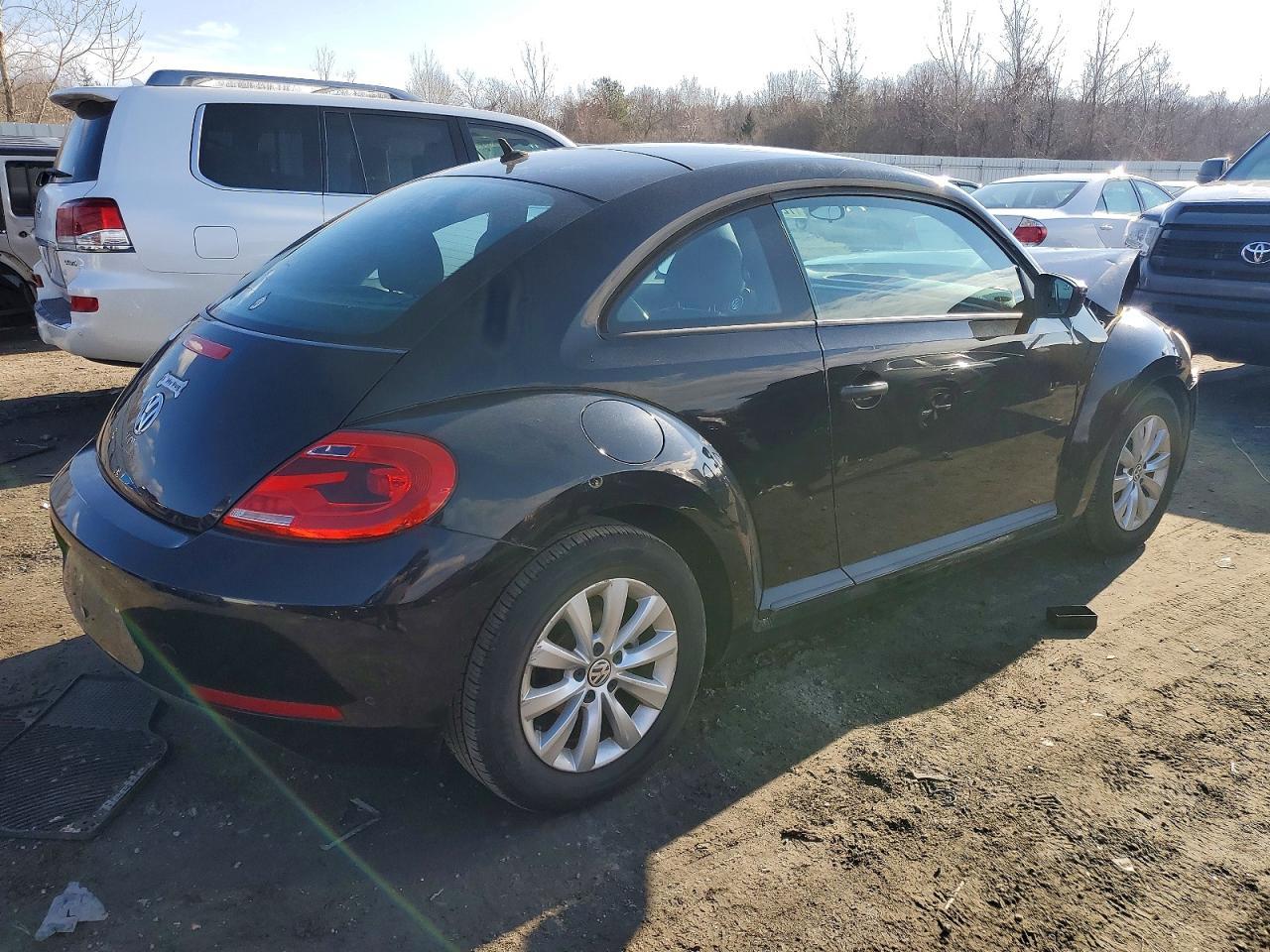2015 VOLKSWAGEN Beetle