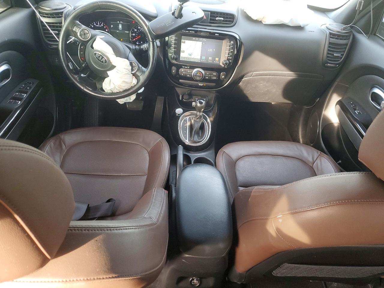 2017 KIA SOUL