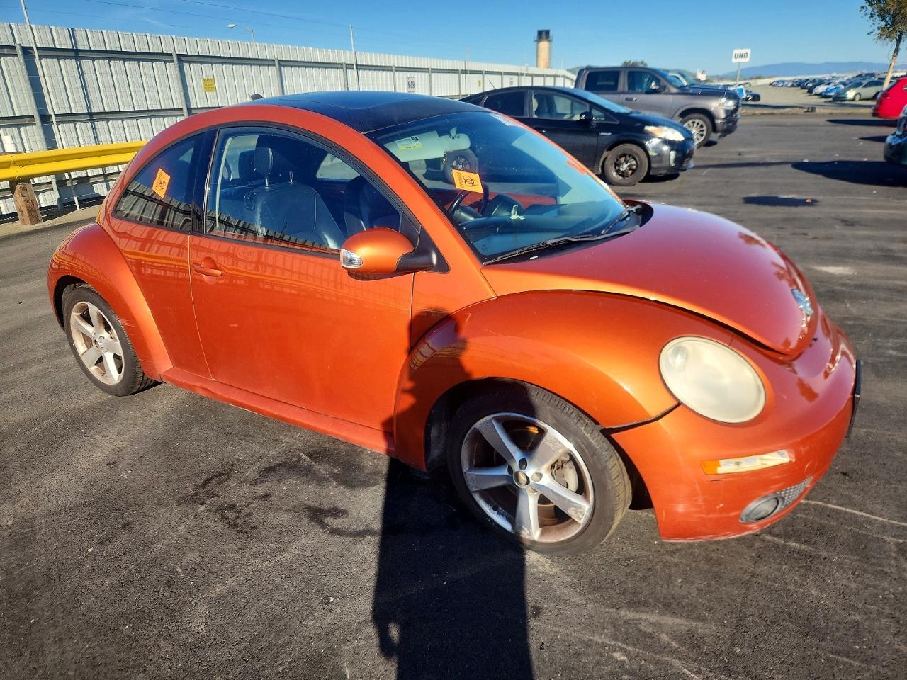 2010 VOLKSWAGEN Beetle