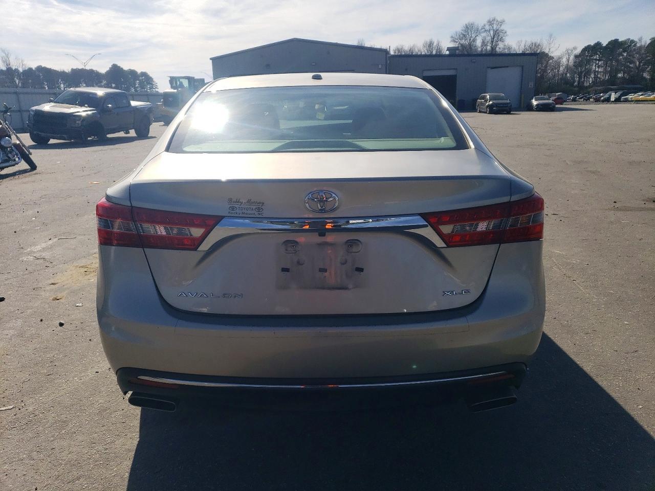 2016 TOYOTA Avalon