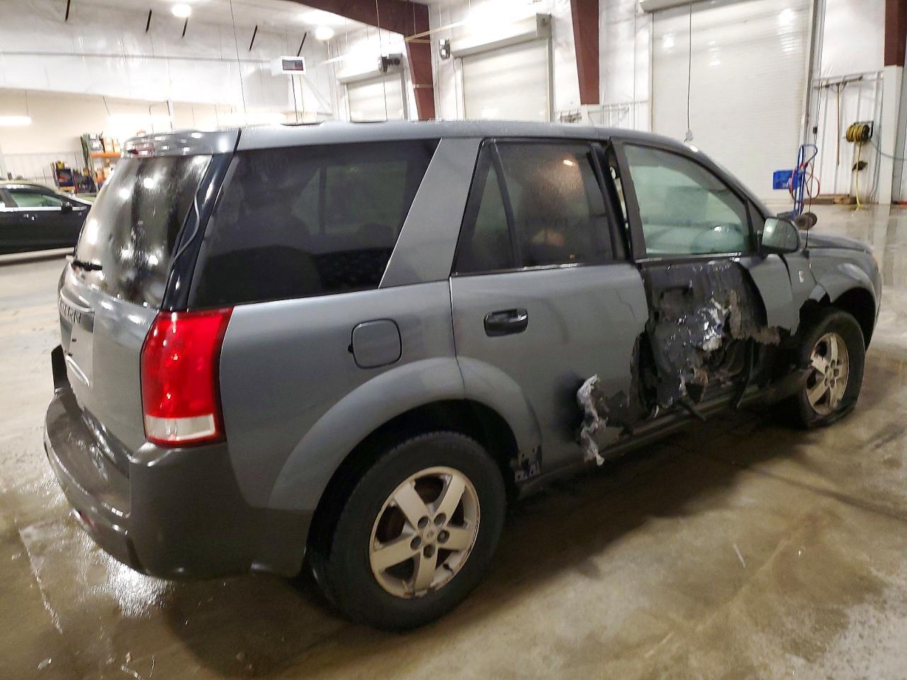2005 SATURN Vue