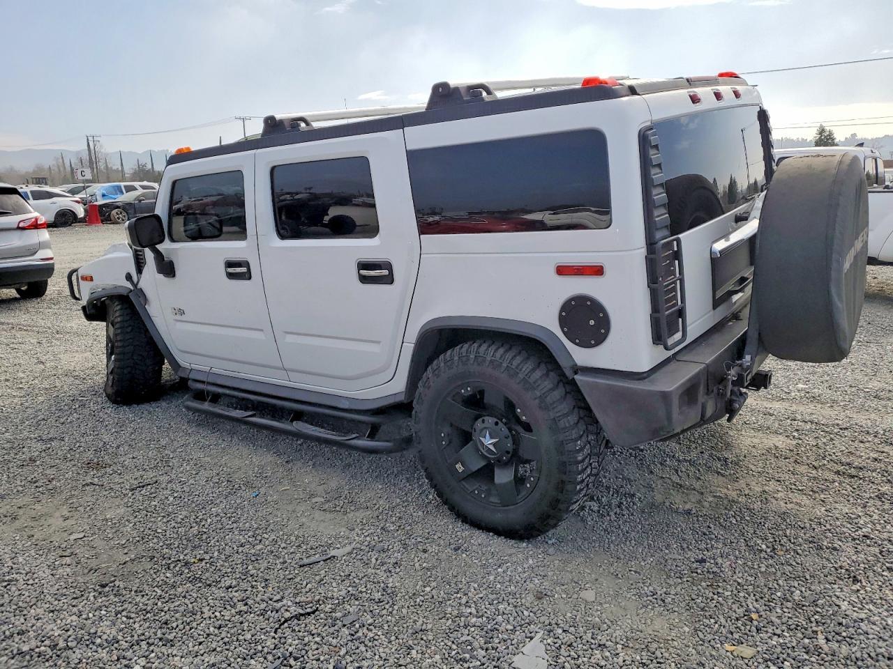 2005 HUMMER H2