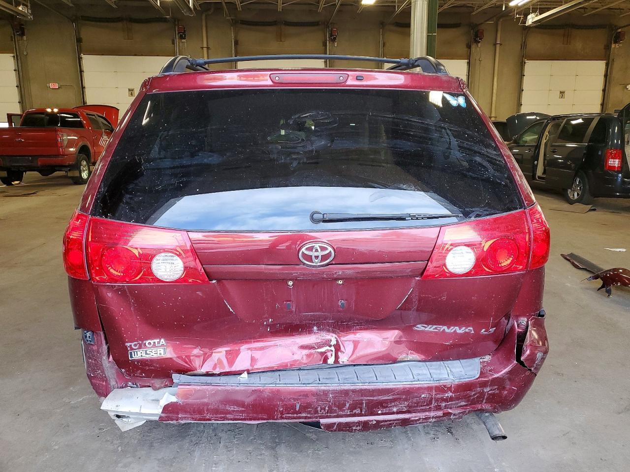 2007 TOYOTA SIENNA