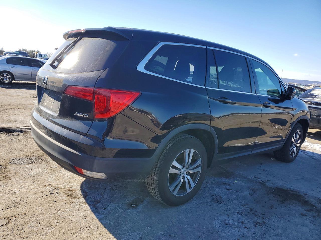 2017 HONDA PILOT