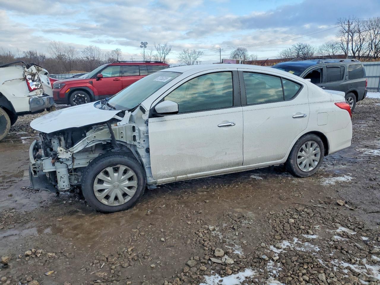 2019 NISSAN VERSA