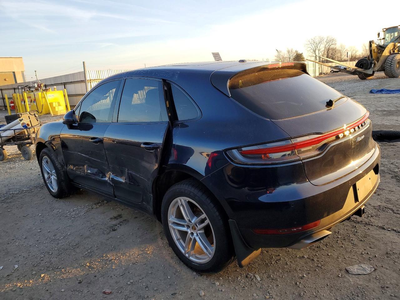 2019 PORSCHE Macan