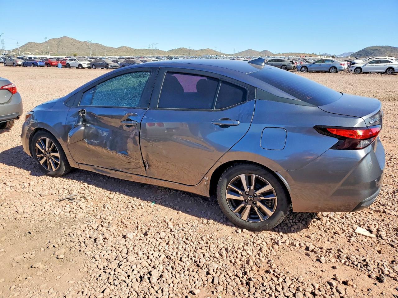 2020 NISSAN VERSA