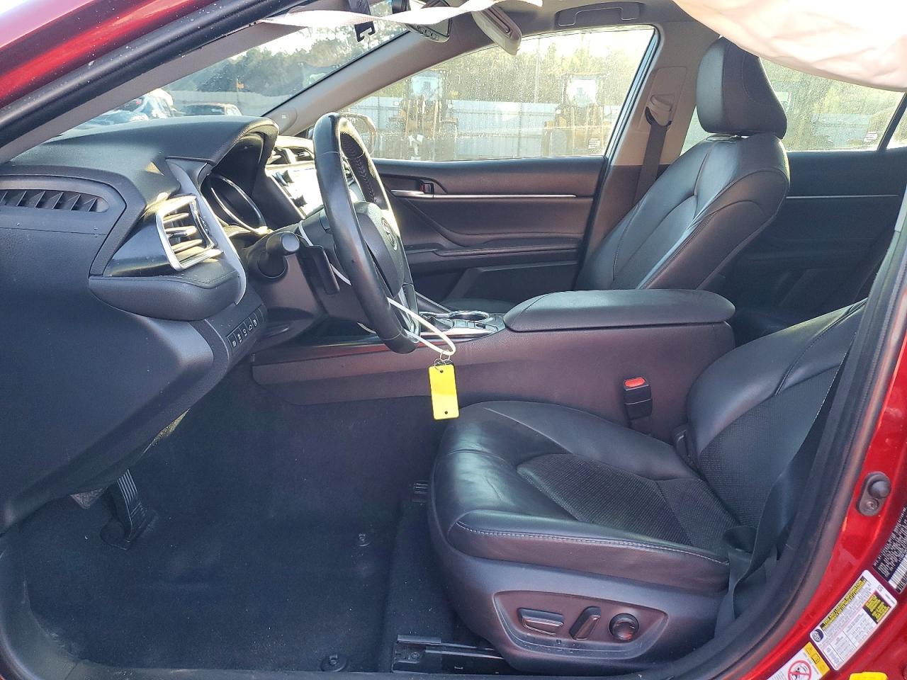 2018 TOYOTA CAMRY