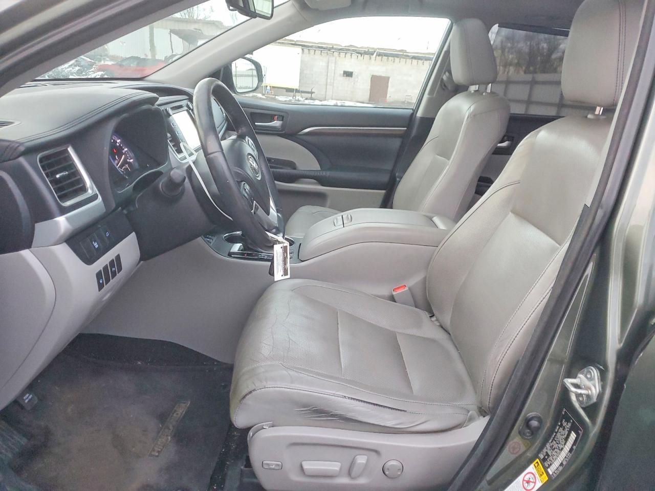 2014 TOYOTA HIGHLANDER
