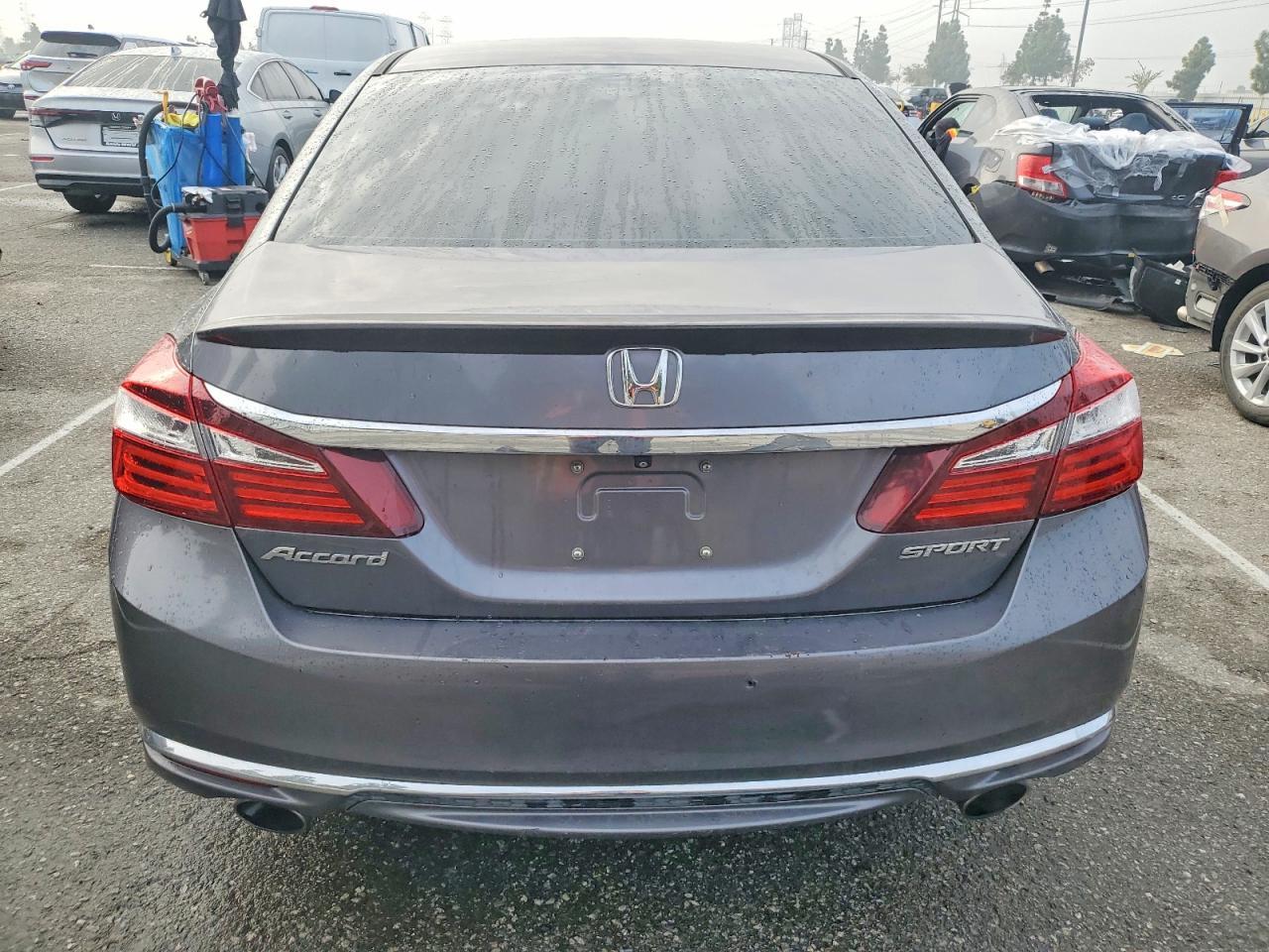 2017 HONDA ACCORD