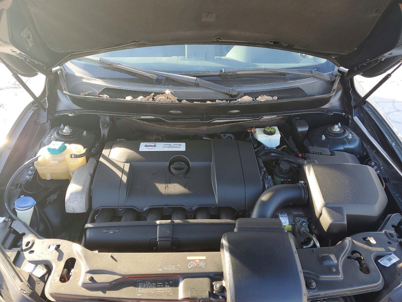 2012 VOLVO XC90