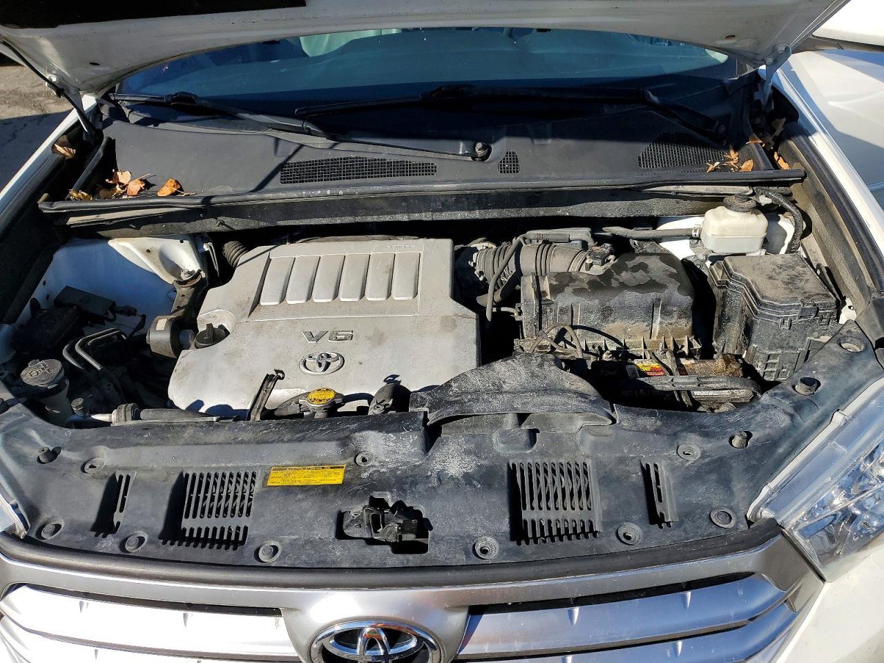2013 TOYOTA HIGHLANDER