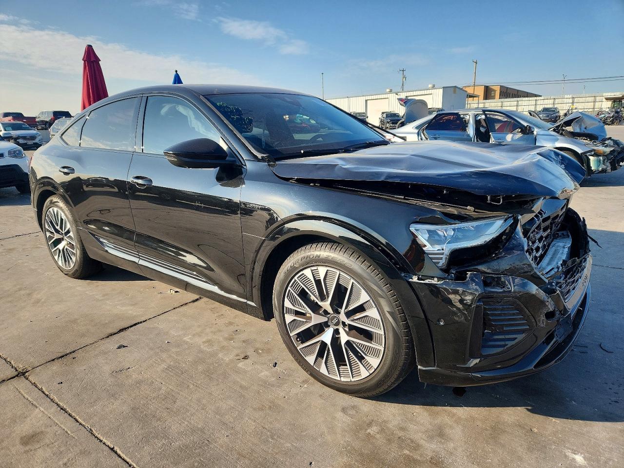 2024 AUDI Q8