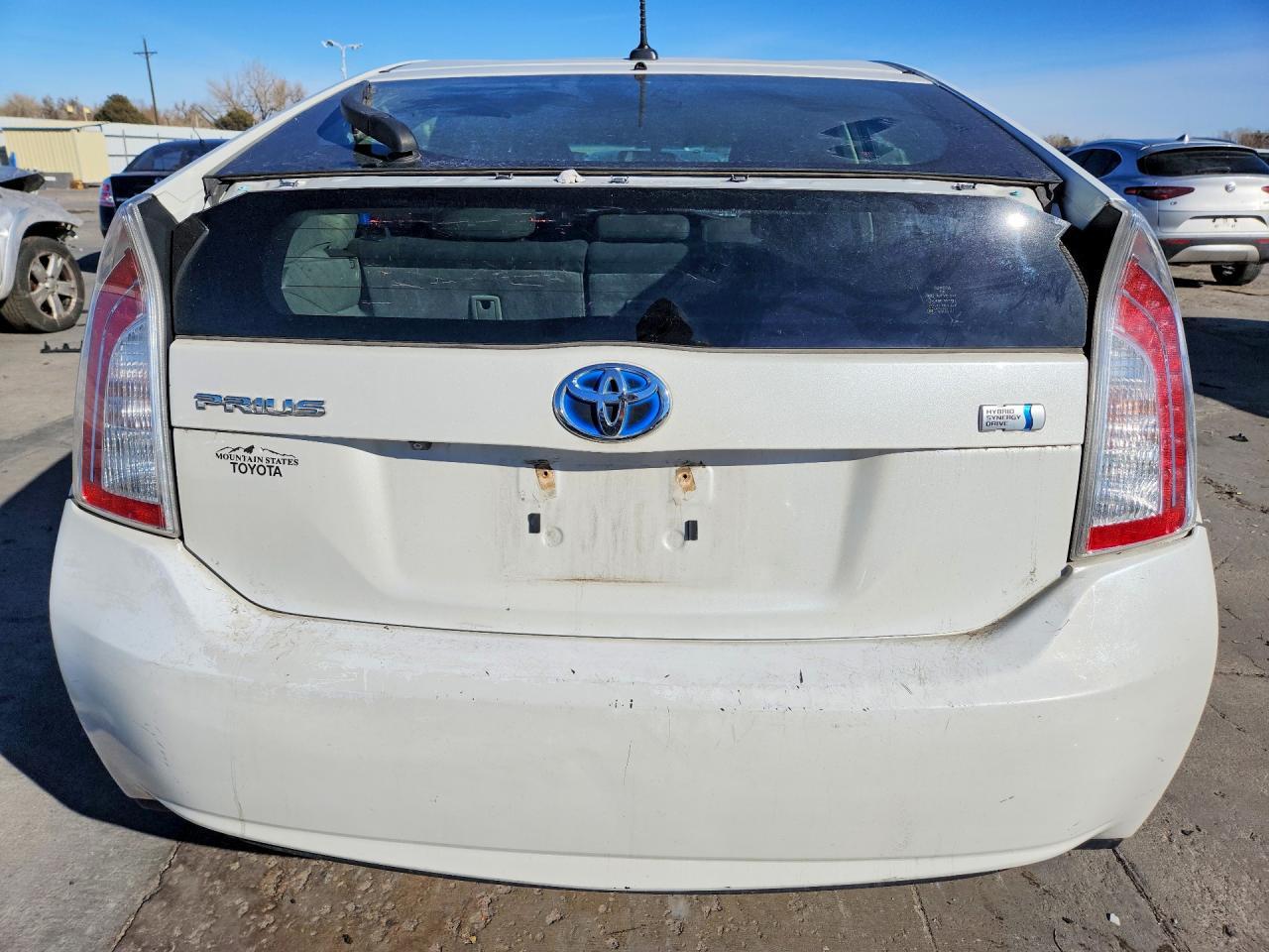 2015 TOYOTA PRIUS