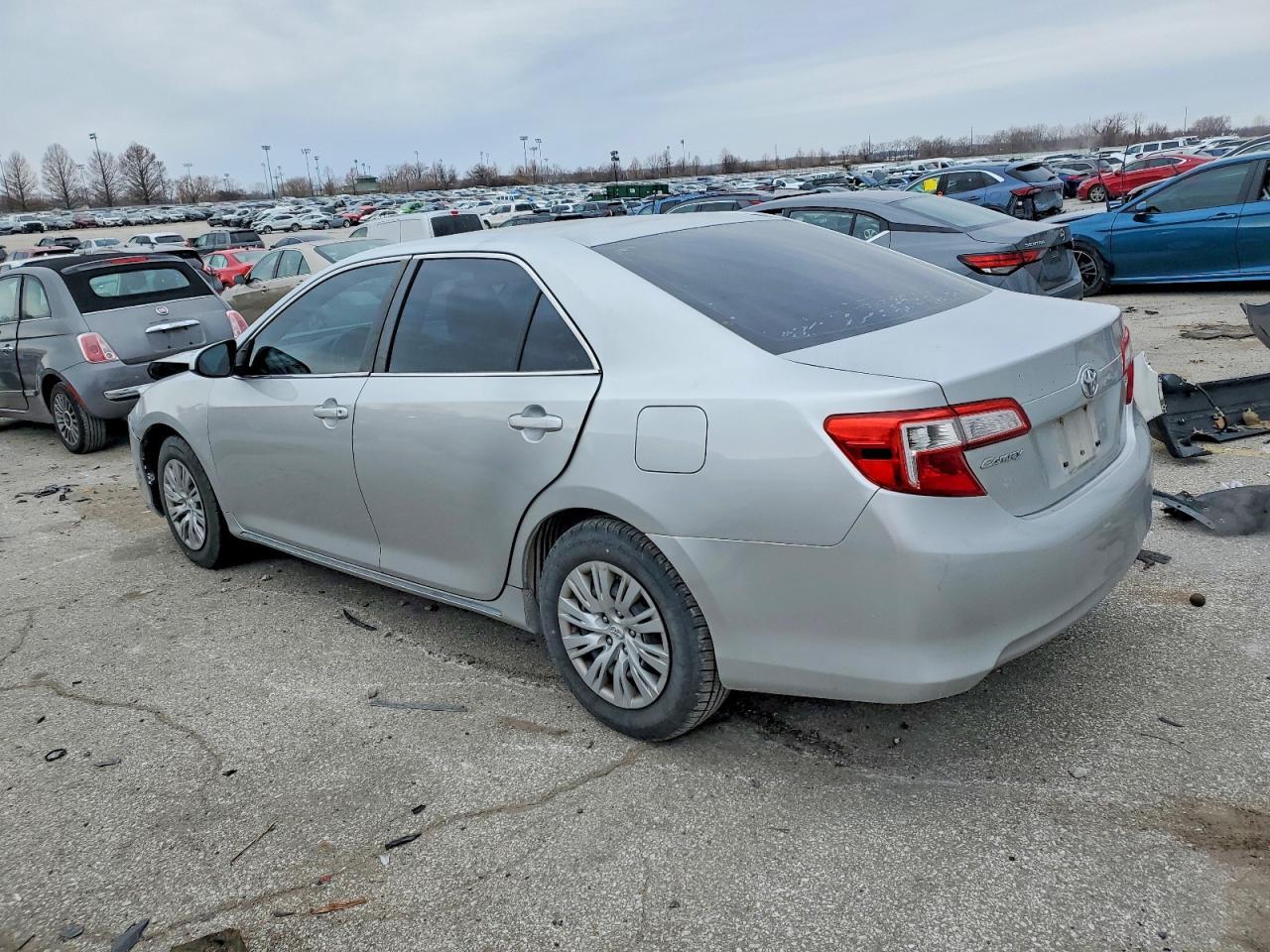 2013 TOYOTA CAMRY
