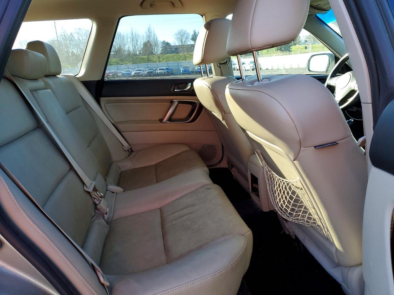 2009 SUBARU Outback
