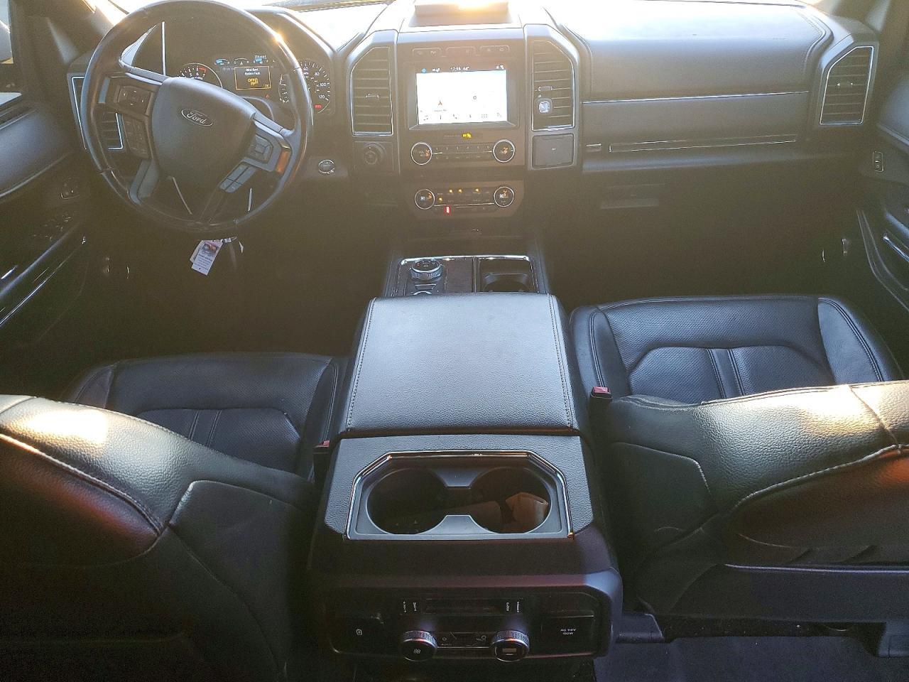 2018 FORD Expedition