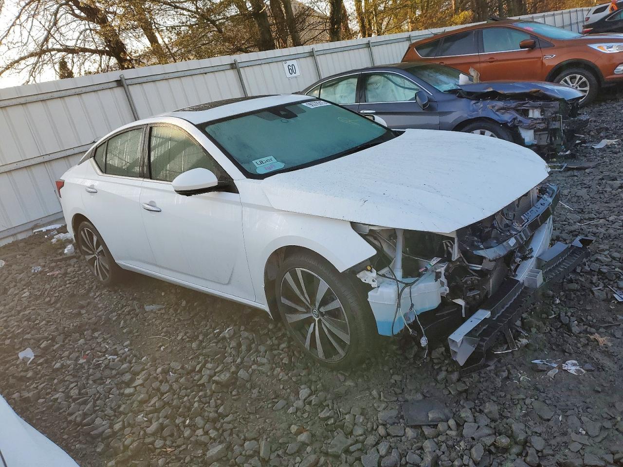 2021 NISSAN ALTIMA