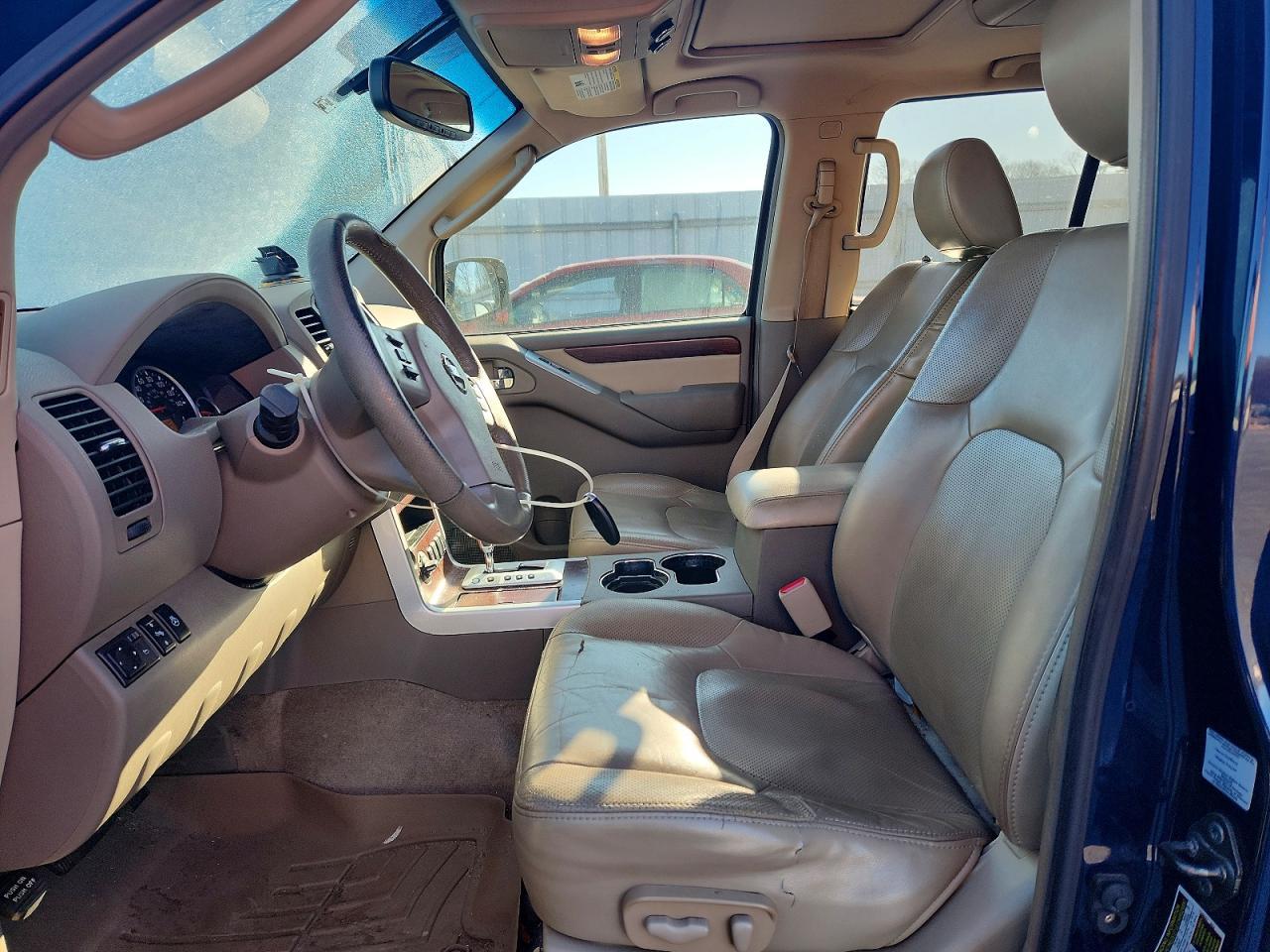 2011 NISSAN PATHFINDER