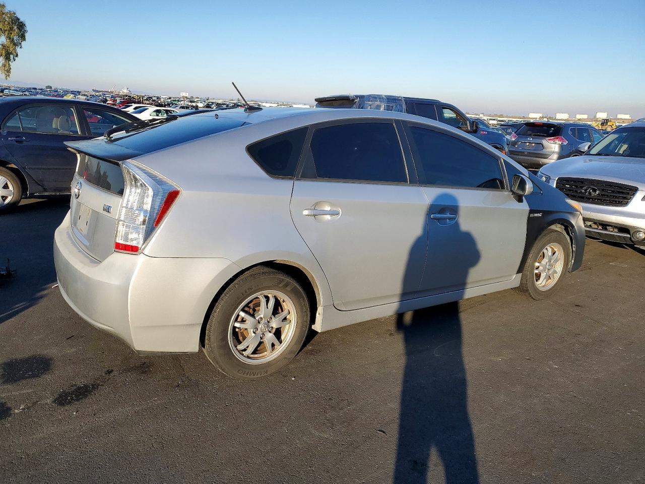 2011 TOYOTA PRIUS