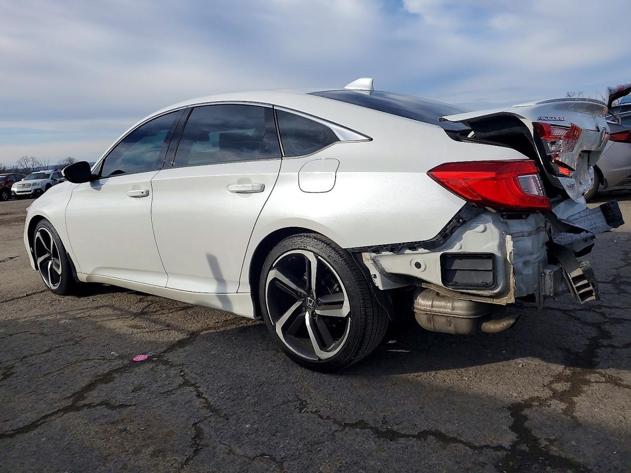 2019 HONDA ACCORD